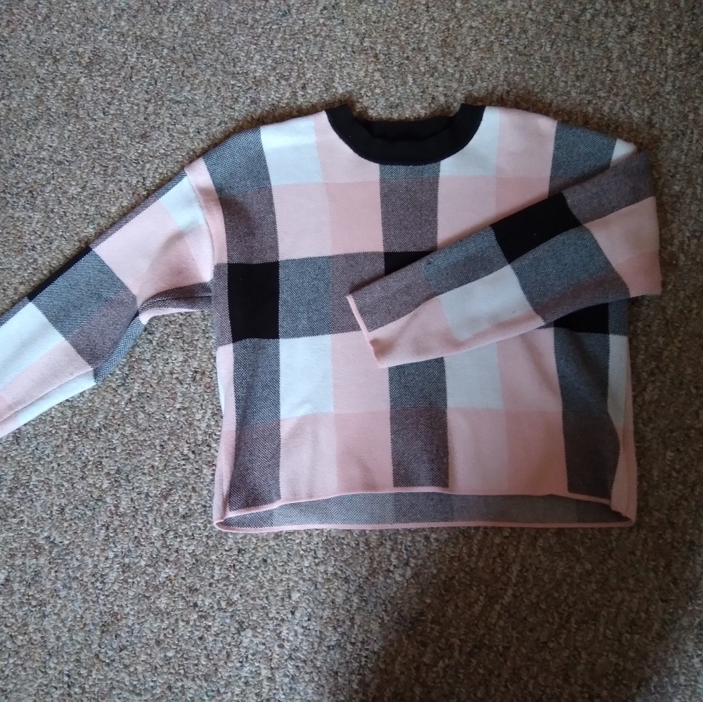 Plaid Cropped Sweater